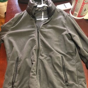 Men’s lululemon full zip jacket large